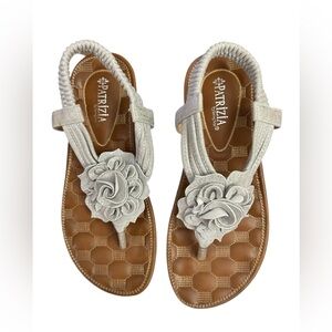 Patricia by Spring Step Silver Gray Floral T-Strap Sandals size 38. With Box